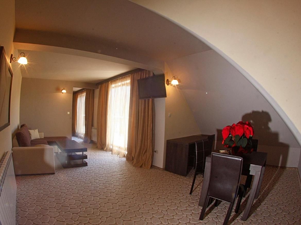 Отель Vitoshko Lale Hotel София