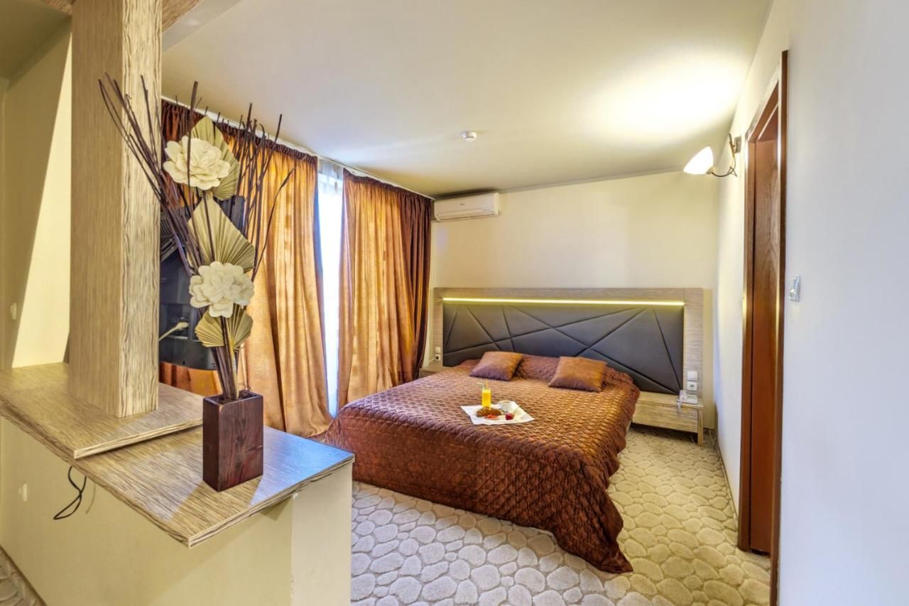 Отель Vitoshko Lale Hotel София