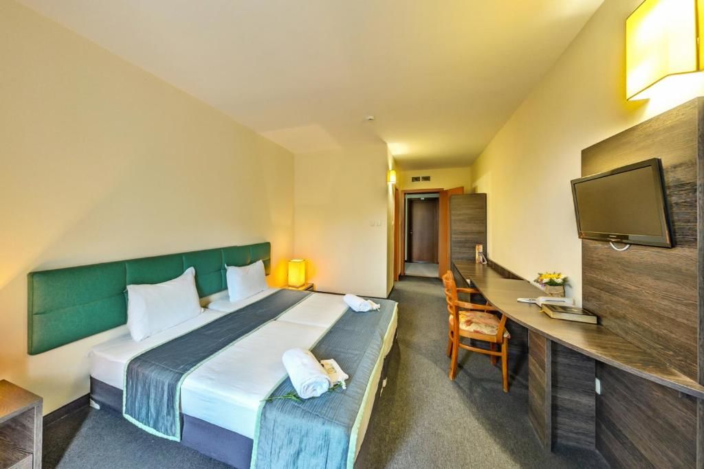 Отель Vitoshko Lale Hotel София